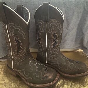 Laredo Floral Embroidered Boots - Black and Blue